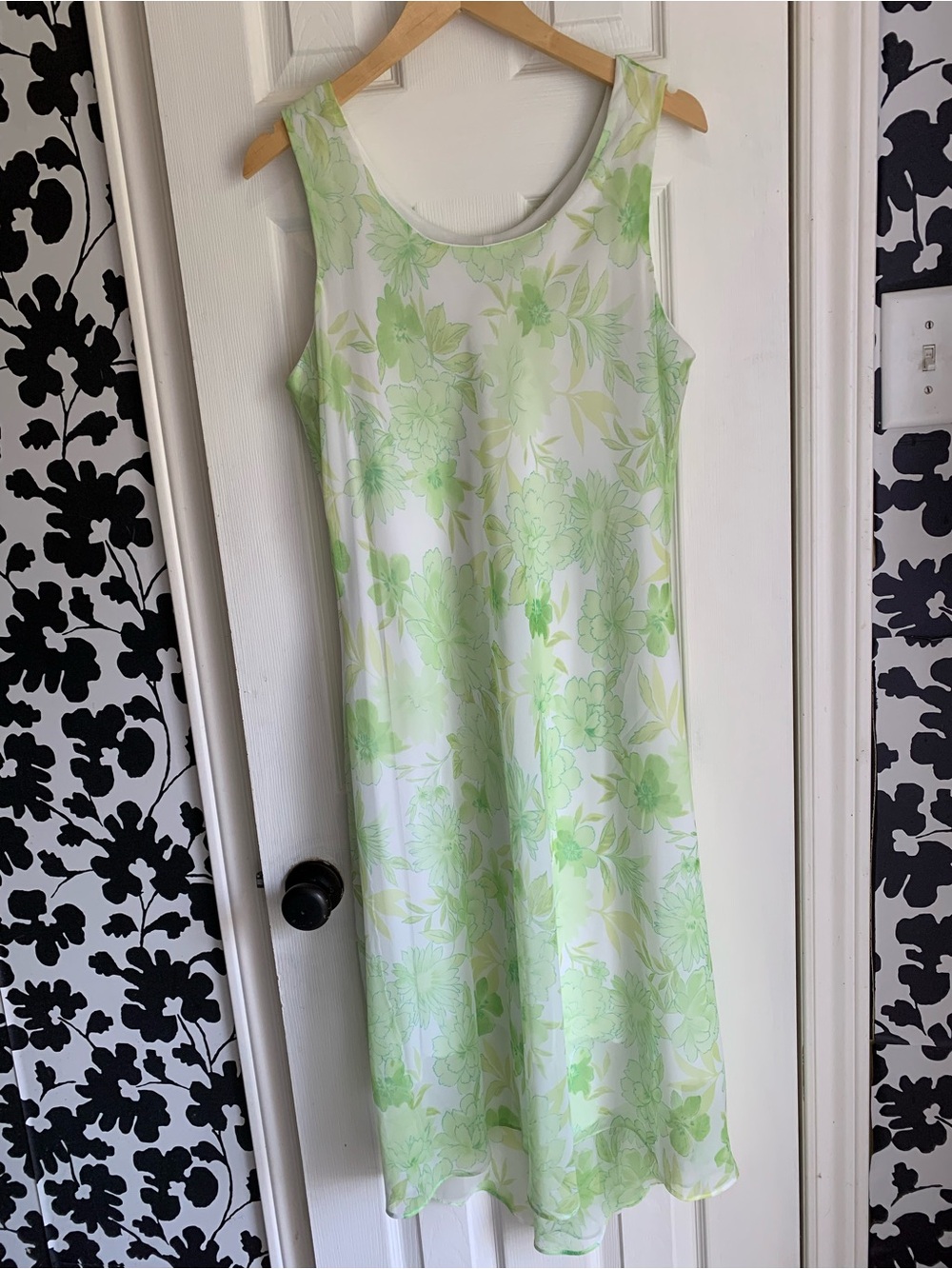 Jessica Vintage flowy chiffon summer Dress Floral Print feminine